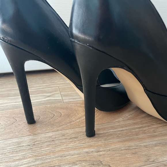 Catherine Malandrino black leather stilettos - Picture 5 of 5